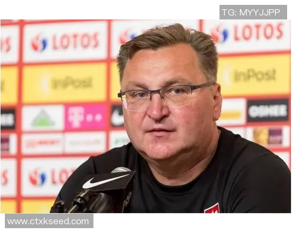 东体报道米赫涅维奇或将执掌国足足协对此传闻保持沉默