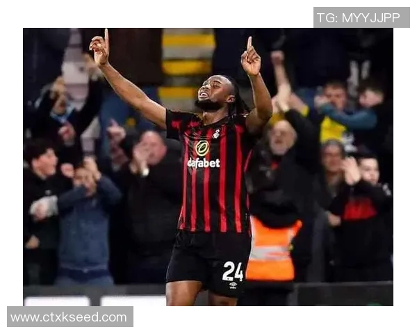 英超射手榜更新哈兰德以9球稳居第一塞梅尼奥紧随其后斩获6球