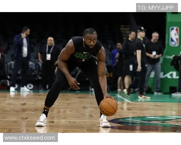 杰伦布朗回忆与斯玛特共战岁月感叹他身穿湖人球衣的奇妙感觉