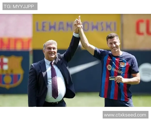 巴萨转会策略揭秘拉波尔塔与我深度对话