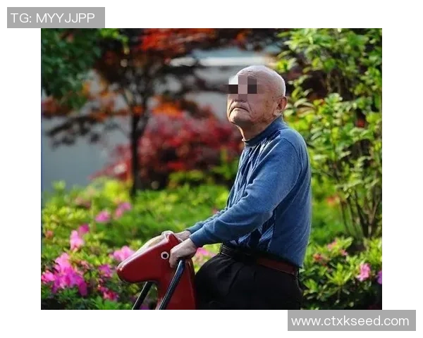 亚马尔母亲合照需先付800欧友人称其谦逊不喜张扬