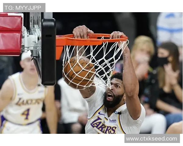 亨特谈比赛表现：提高出手次数保持侵略性同时注重组织进攻