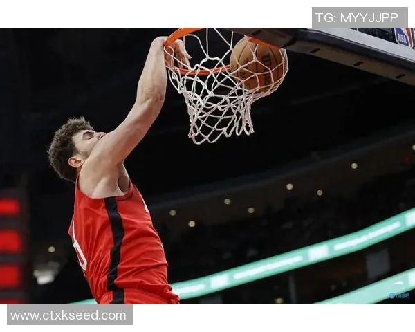 应对KD包夹策略乌度卡强调提升无球移动避免停滞不前