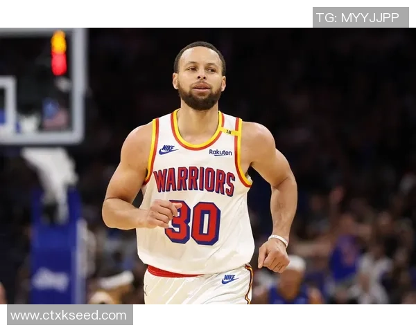 库里赞桑托斯关键时刻发力尽管前三节未上场表现依然出色