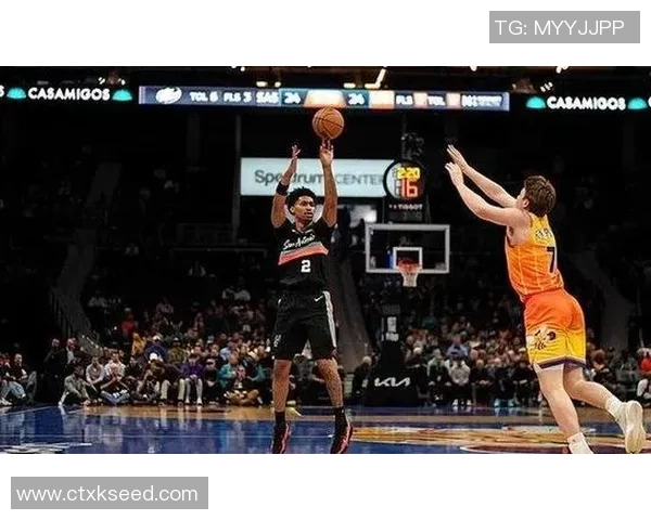 哈珀表现出色6投4中贡献9分3助攻正负值全队最高达到20分